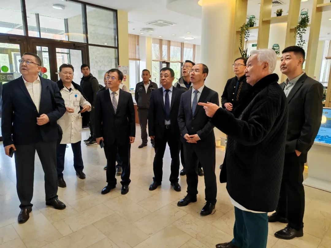 新华社:新疆医科大学第六附属医院代表团赴哈国开展医疗合作交流