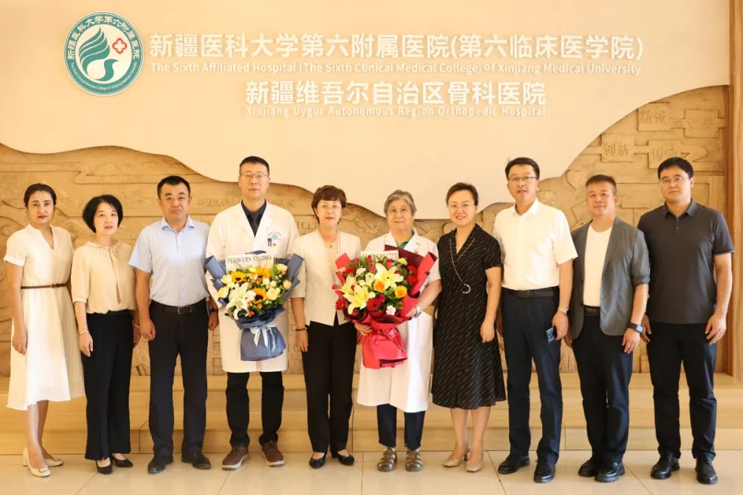 【医师节特辑】自治区卫生健康委员会领导到新疆医科大学第六附属医院开展医师节慰问活动