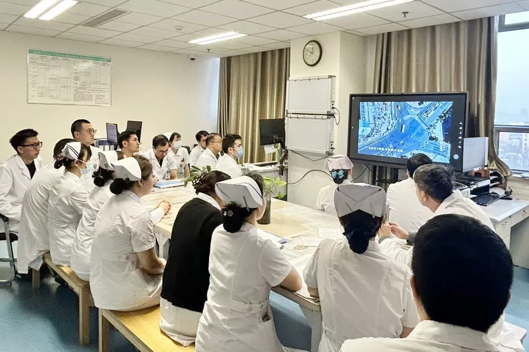 我院组织全体党员干部收看反腐专题片 筑牢廉政思想防线